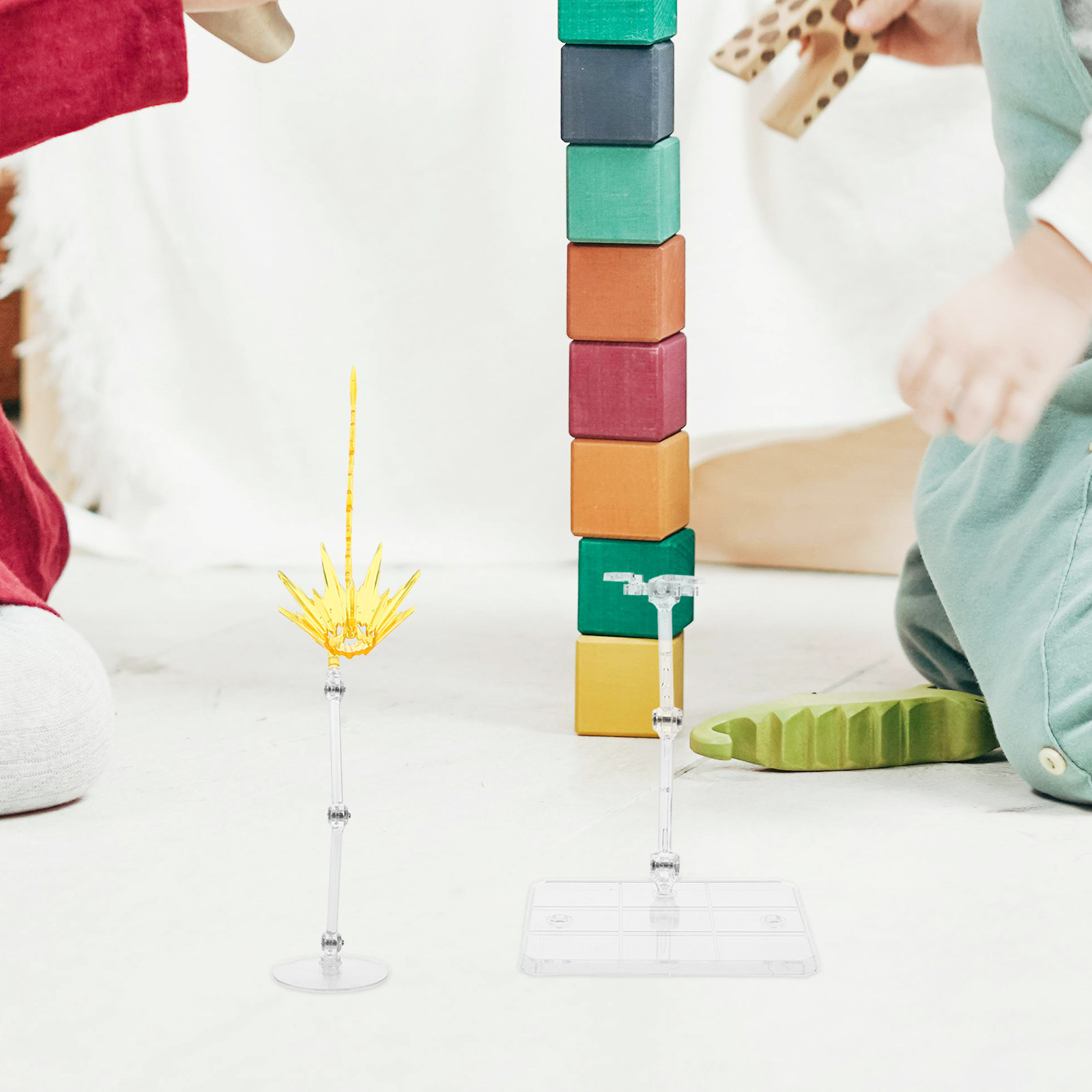 Action Figure Stand - 2 Buah Stand Display Efek yang